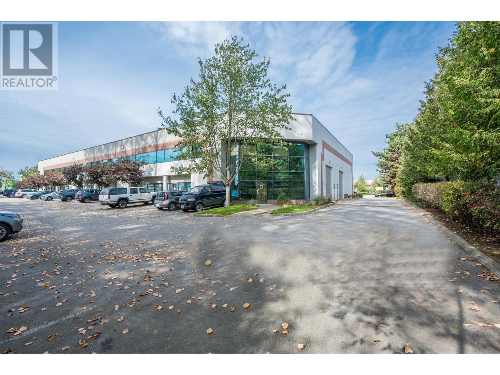 14-15 - 1610 DERWENT WAY