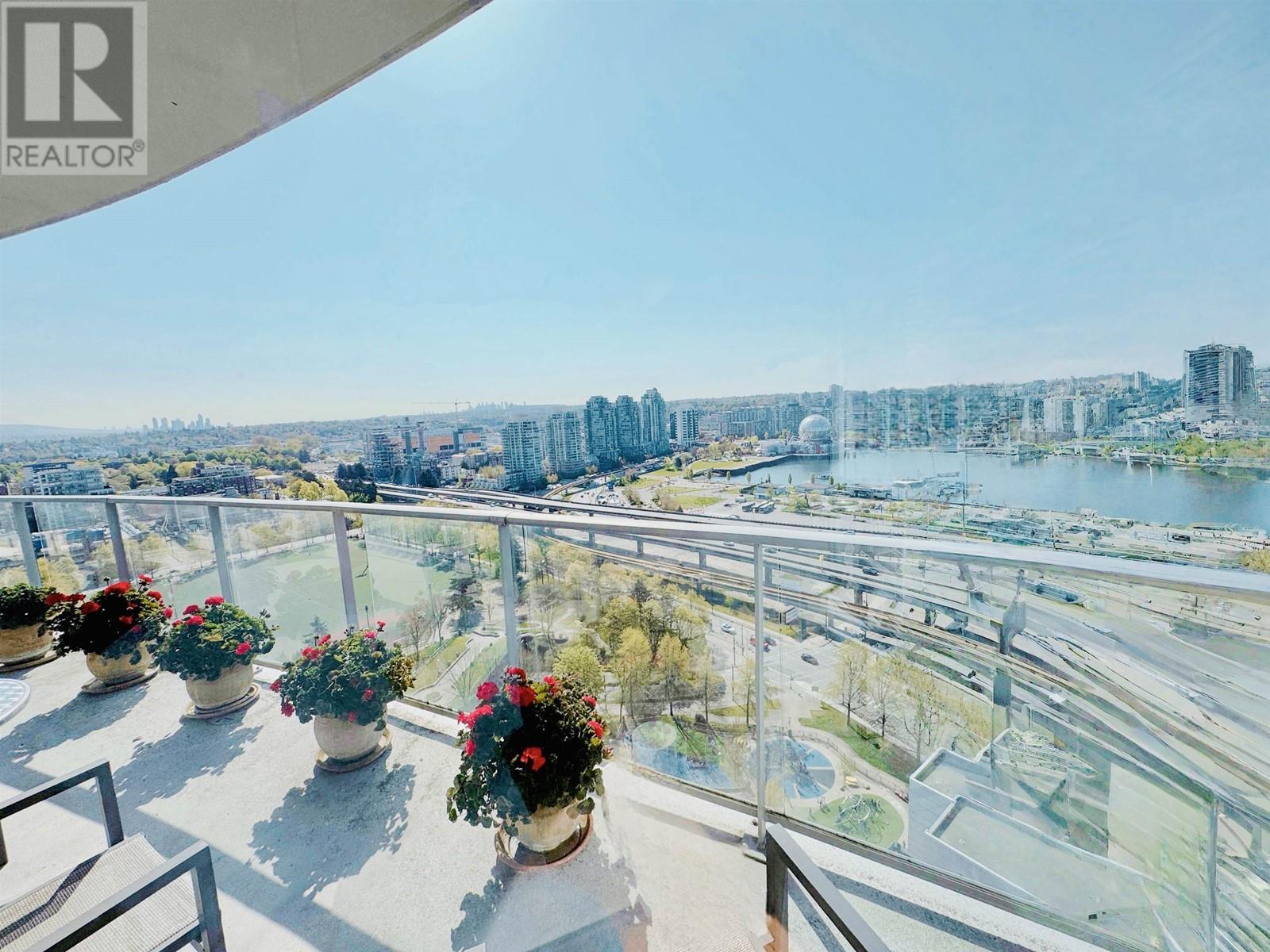 2901 58 KEEFER PLACE