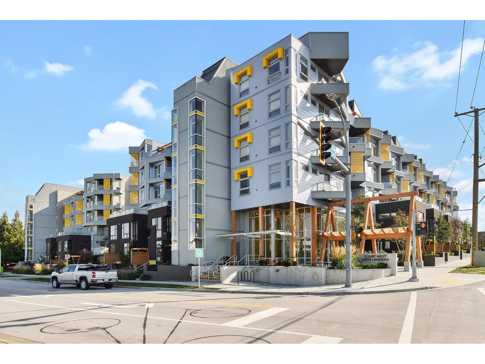 313 32838 LANDEAU PLACE