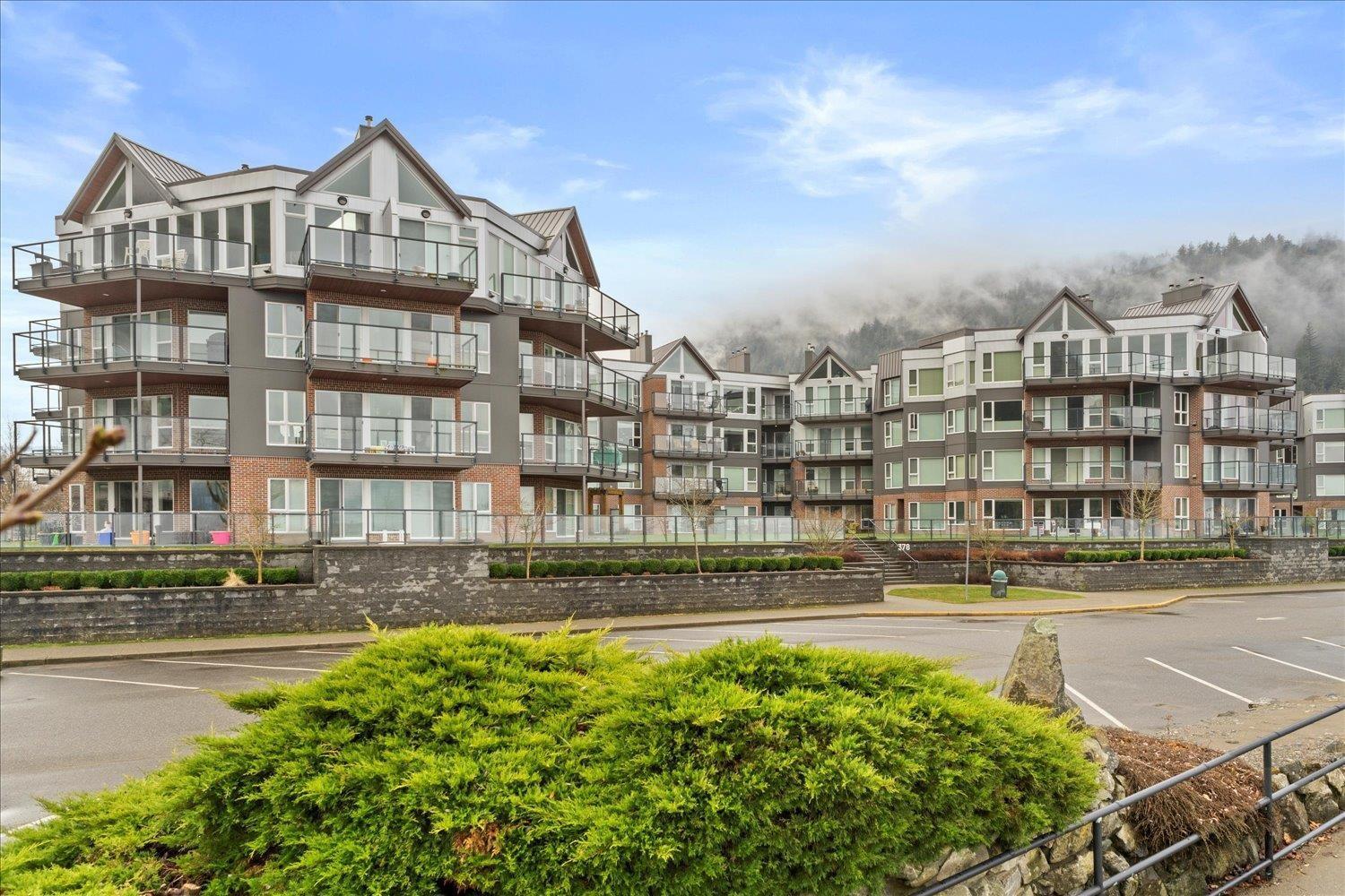 209 - 378 ESPLANADE AVENUE, Harrison Hot Springs