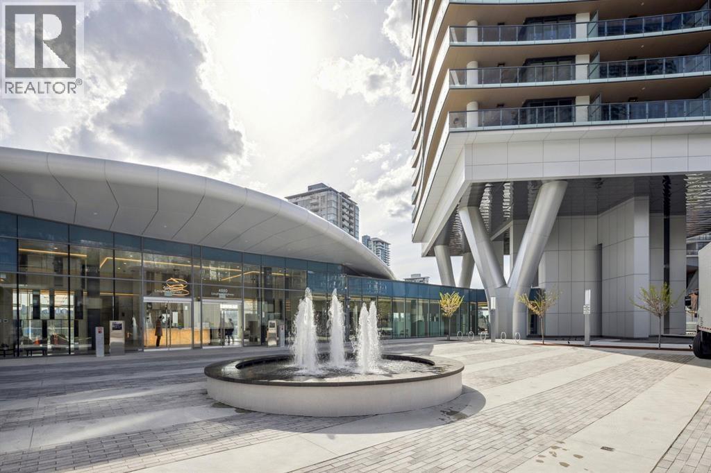 3403 4880 LOUGHEED HIGHWAY