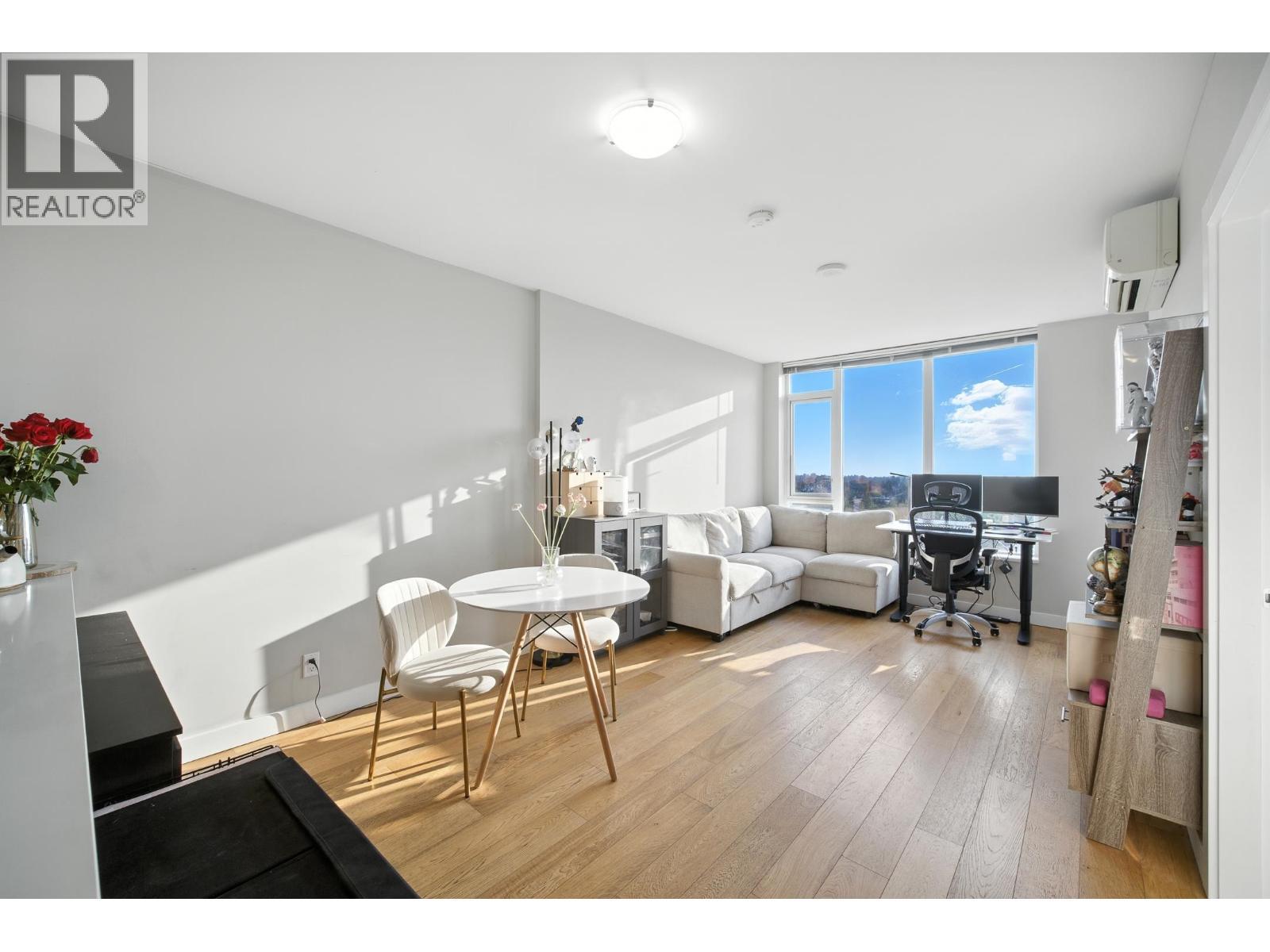 1007 6951 ELMBRIDGE WAY