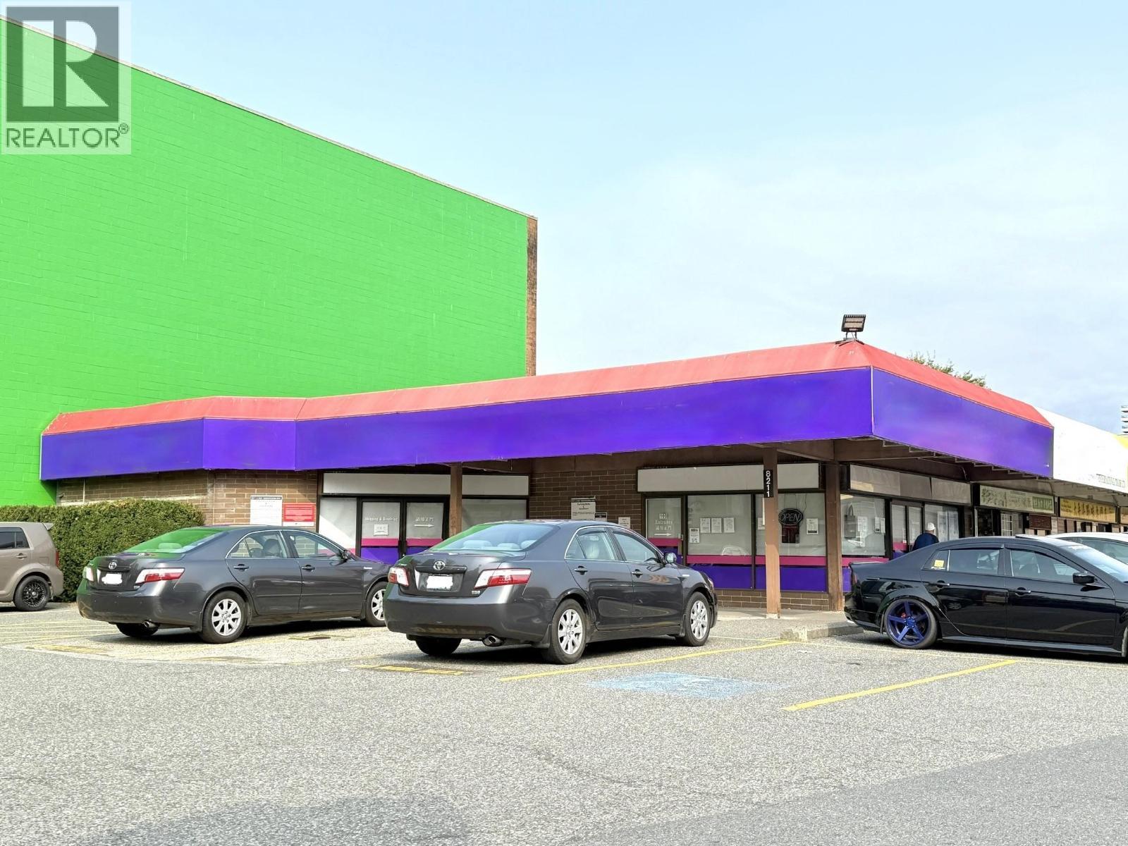 100 & 110 - 8211 WESTMINSTER HIGHWAY