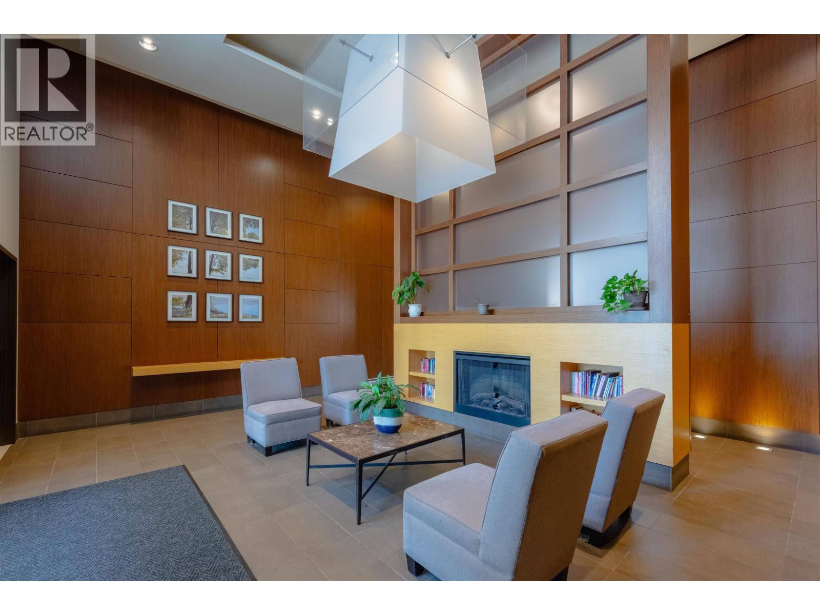 2502 7063 HALL AVENUE