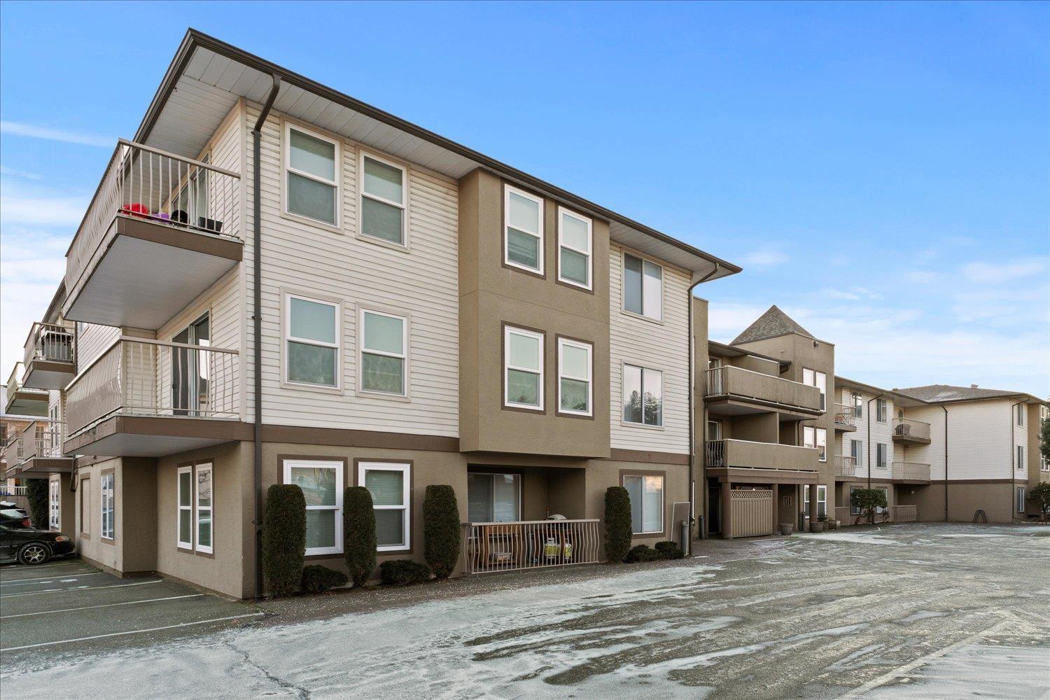 208 45702 WATSON ROAD, Garrison Crossing