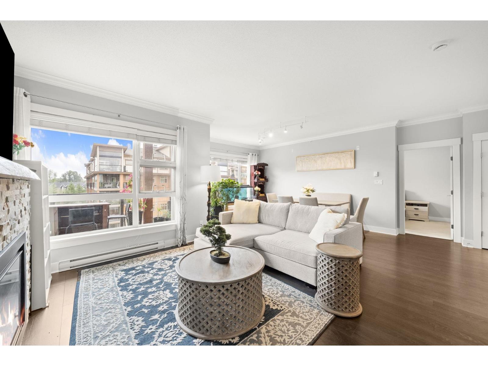 419 20728 WILLOUGHBY TOWN CENTRE DRIVE