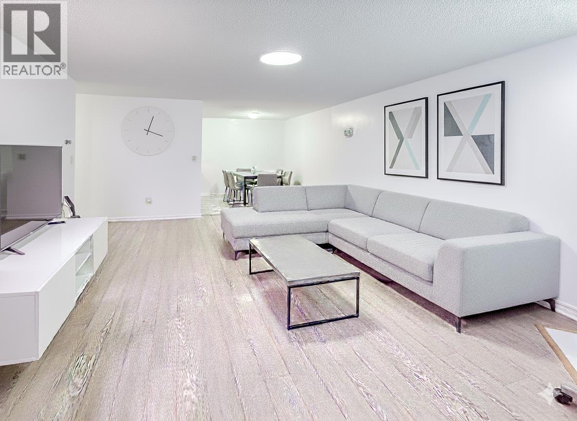 124 9101 HORNE STREET