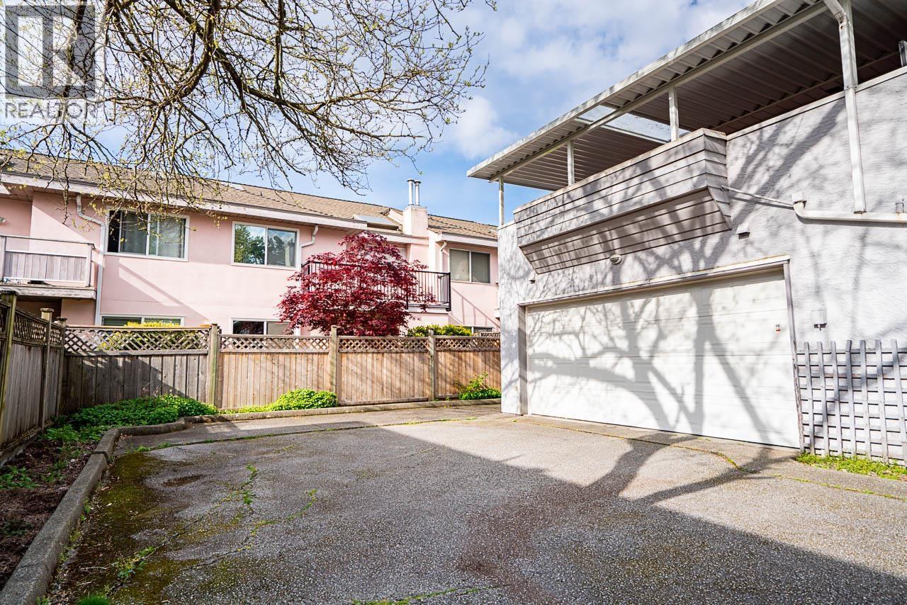 1 - 7911 MOFFATT ROAD