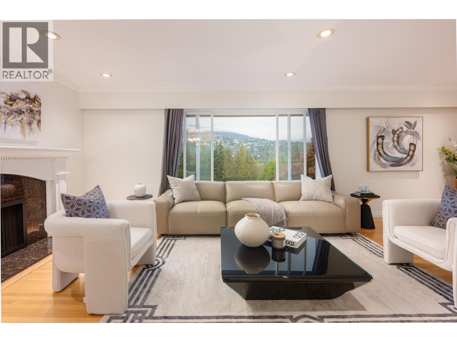 850 JEFFERSON AVENUE