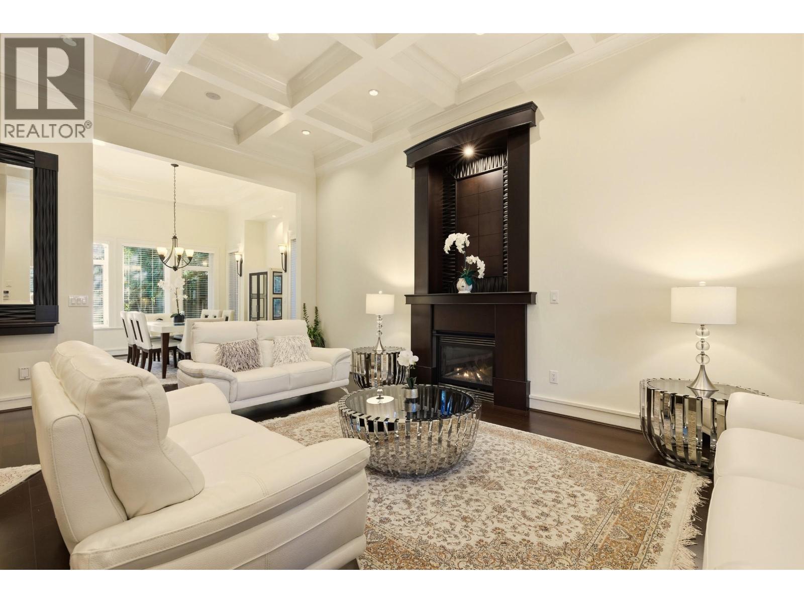 1017 CANYON BOULEVARD