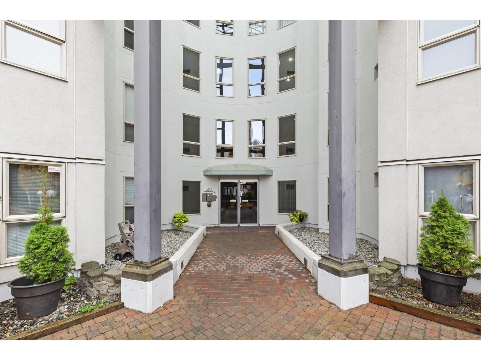 208 2575 WARE STREET