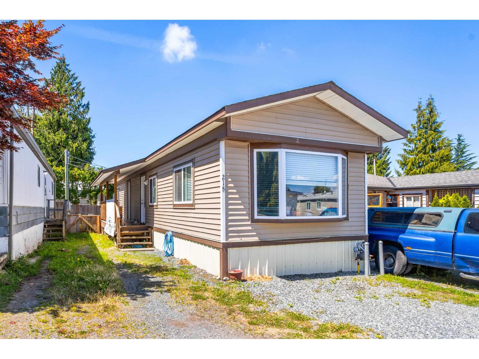 21B 26892 FRASER HIGHWAY