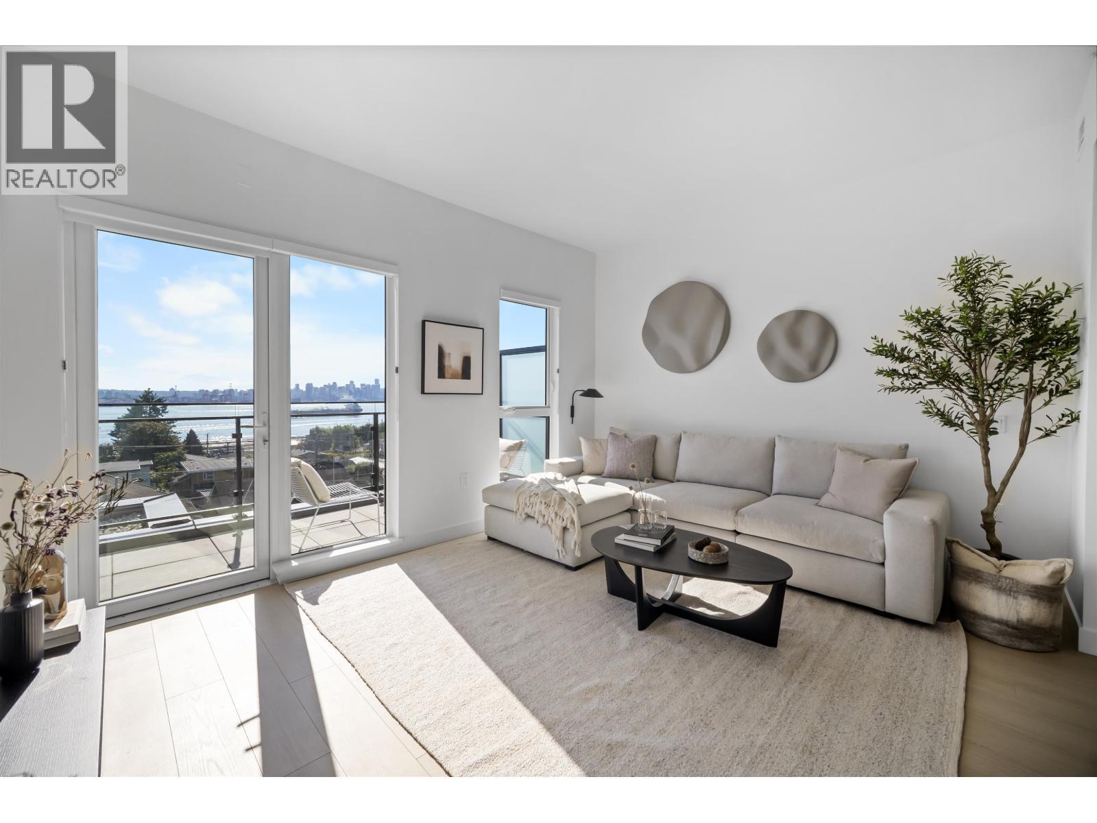 509 422 E 3RD STREET