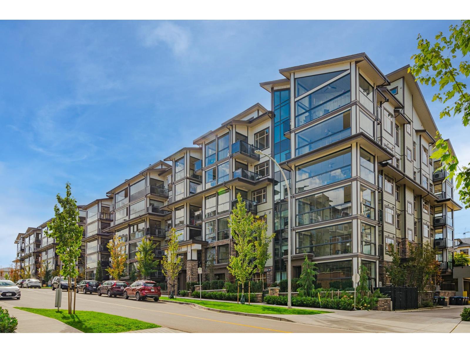 404 8561 203A ST STREET