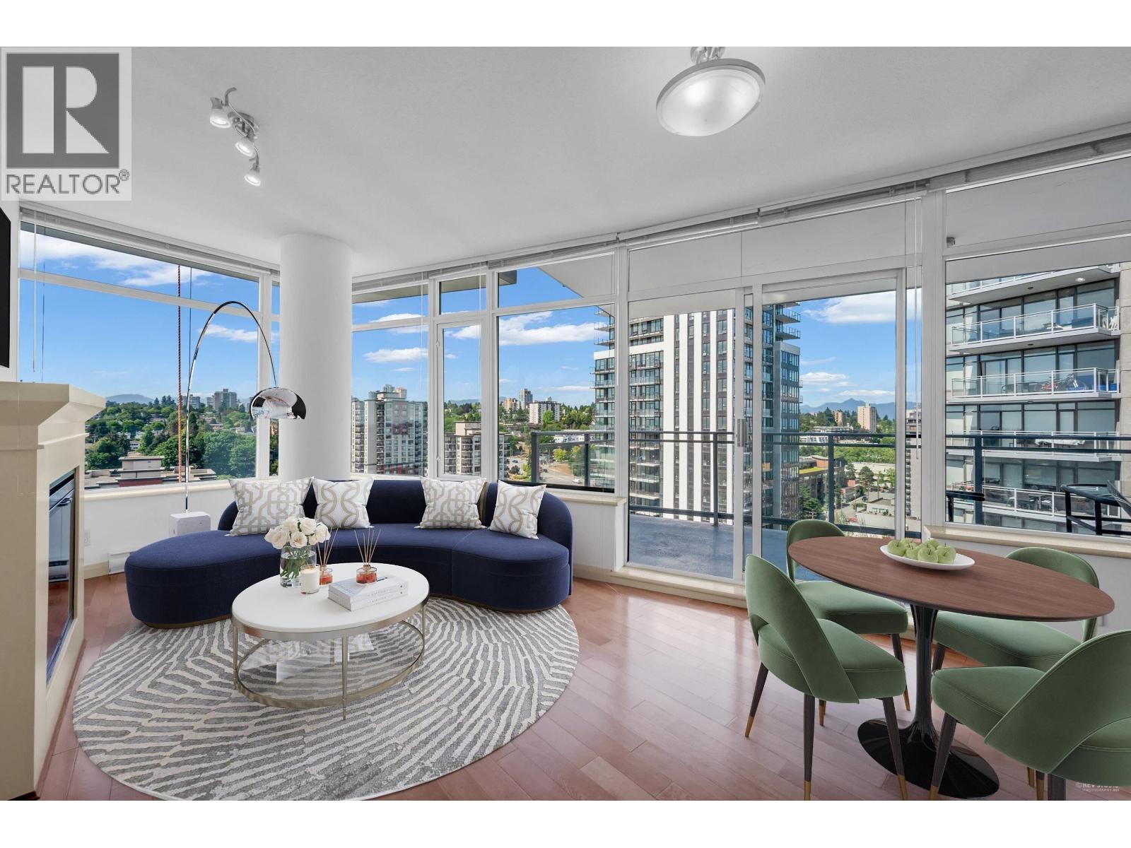 2706 898 CARNARVON STREET