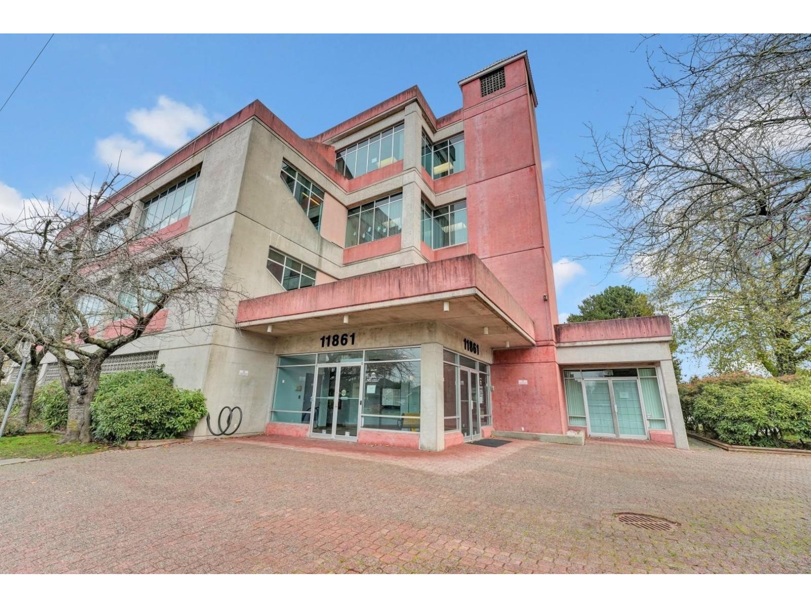 404 11861 88TH AVENUE