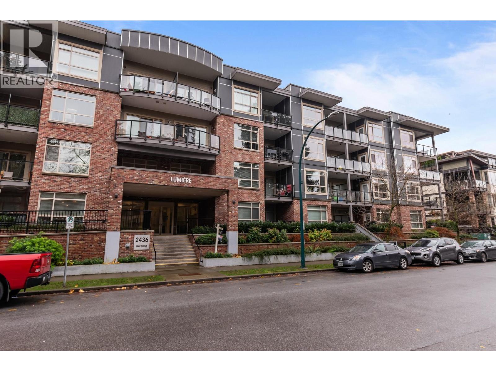 205 2436 KELLY AVENUE