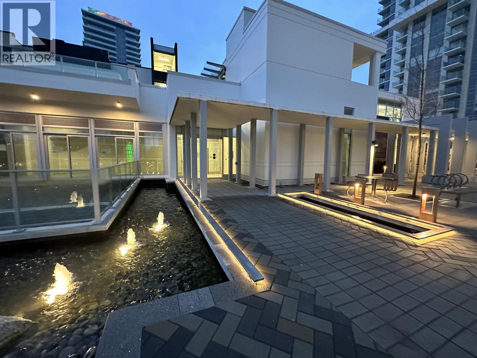 1625 LIONS GATE LANE