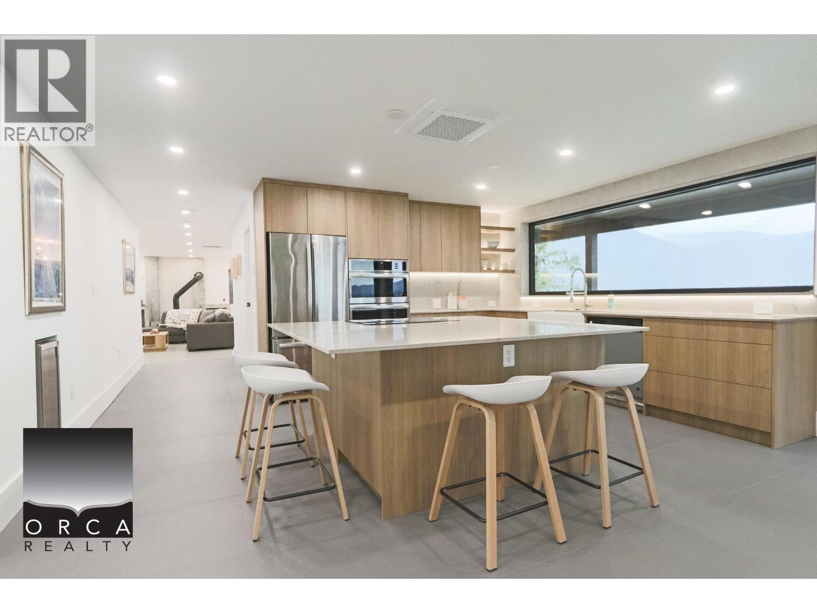 5241 INDIAN RIVER DRIVE