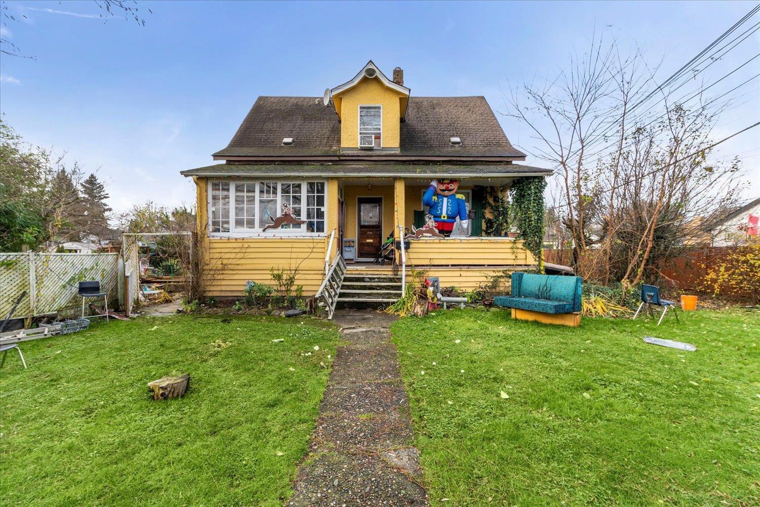 9665 WILLIAMS STREET, Chilliwack Proper East