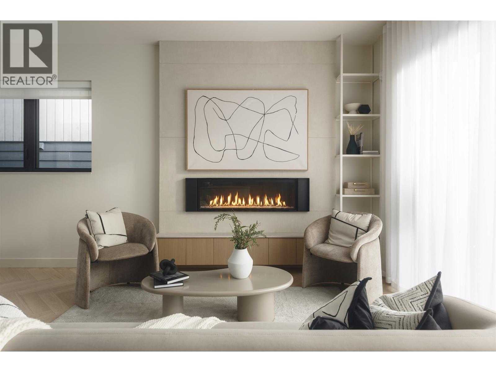 2 - 58 E 40TH AVENUE