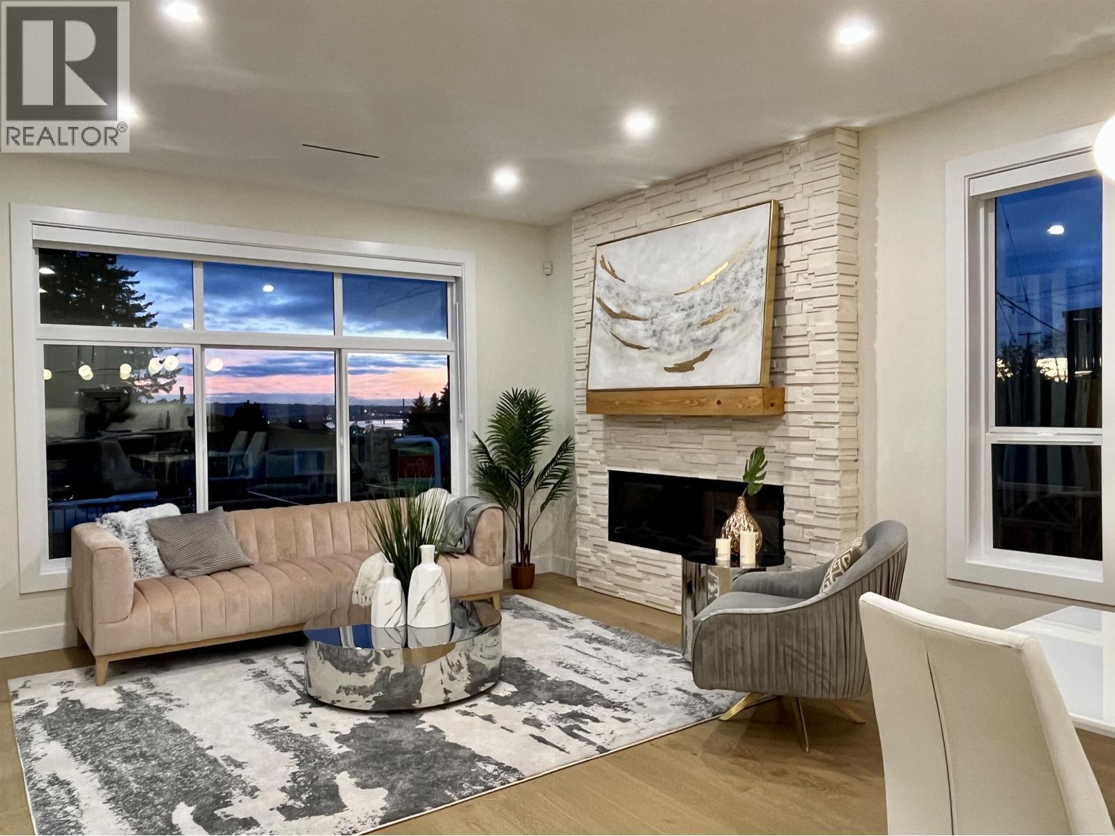 101 901 EDGAR AVENUE