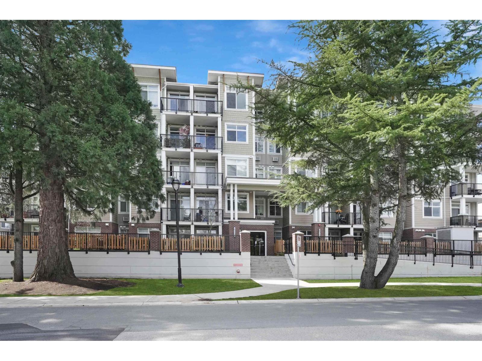 305 20686 EASTLEIGH CRESCENT