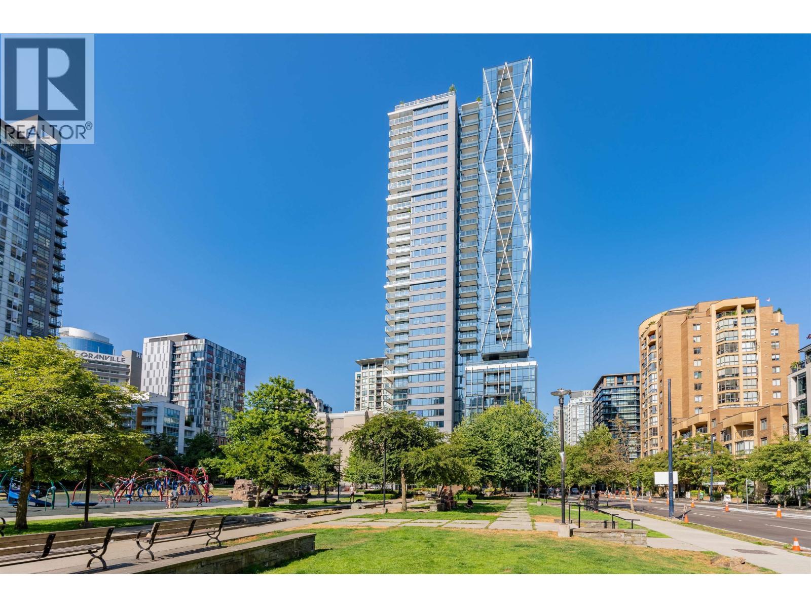 2109 1111 RICHARDS STREET