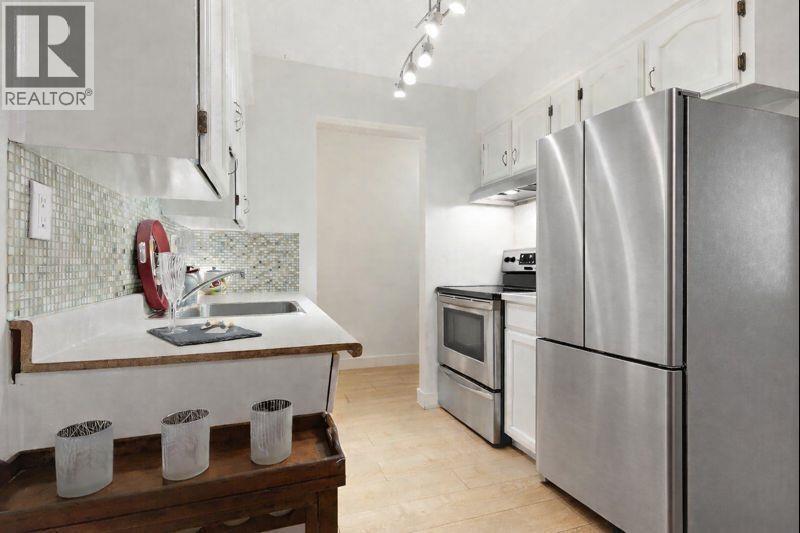 101 - 2910 ONTARIO STREET