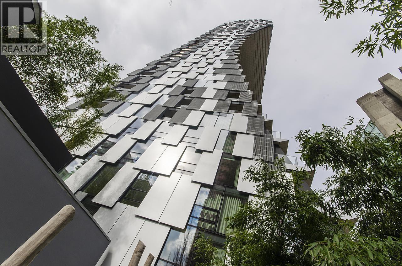 2205 1568 ALBERNI STREET