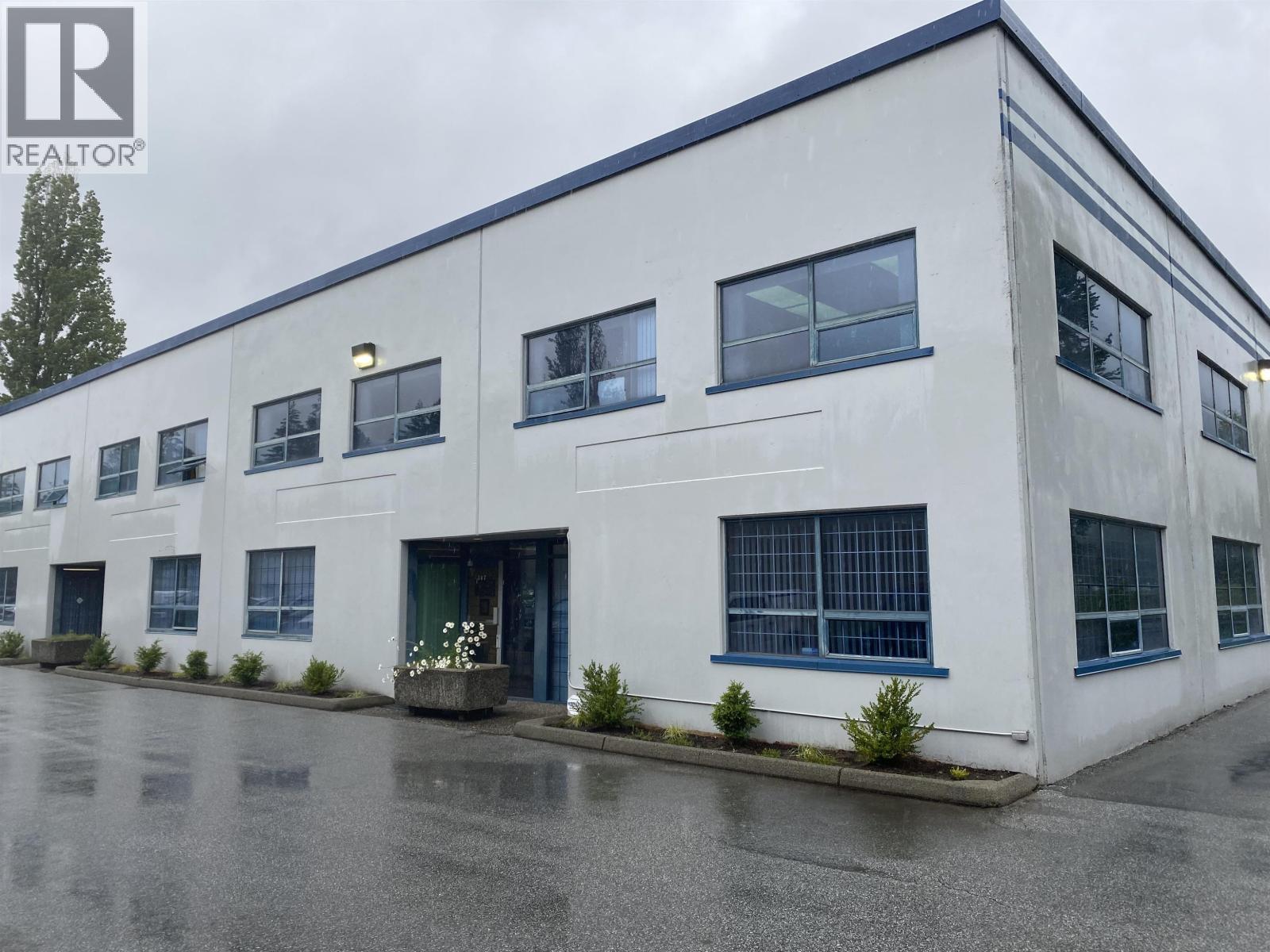 101 137 GLACIER STREET