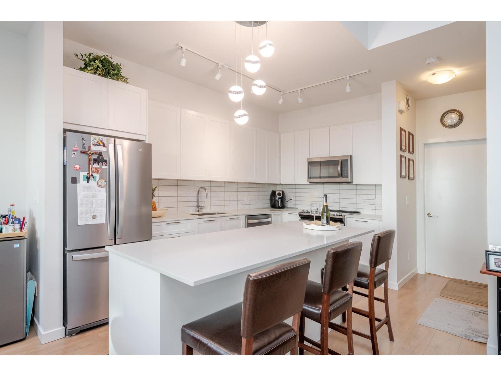 1404 18505 LAURENSEN PLACE