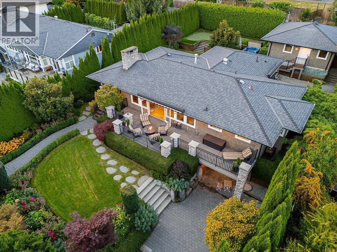 1425 PALMERSTON AVENUE