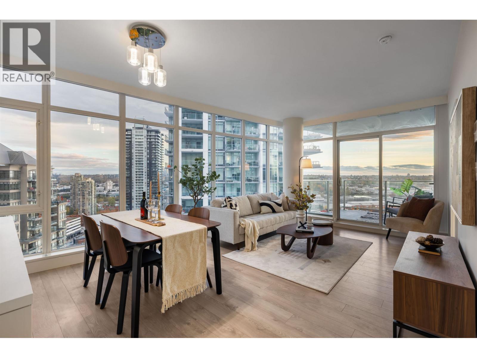 2402 1788 GILMORE AVENUE