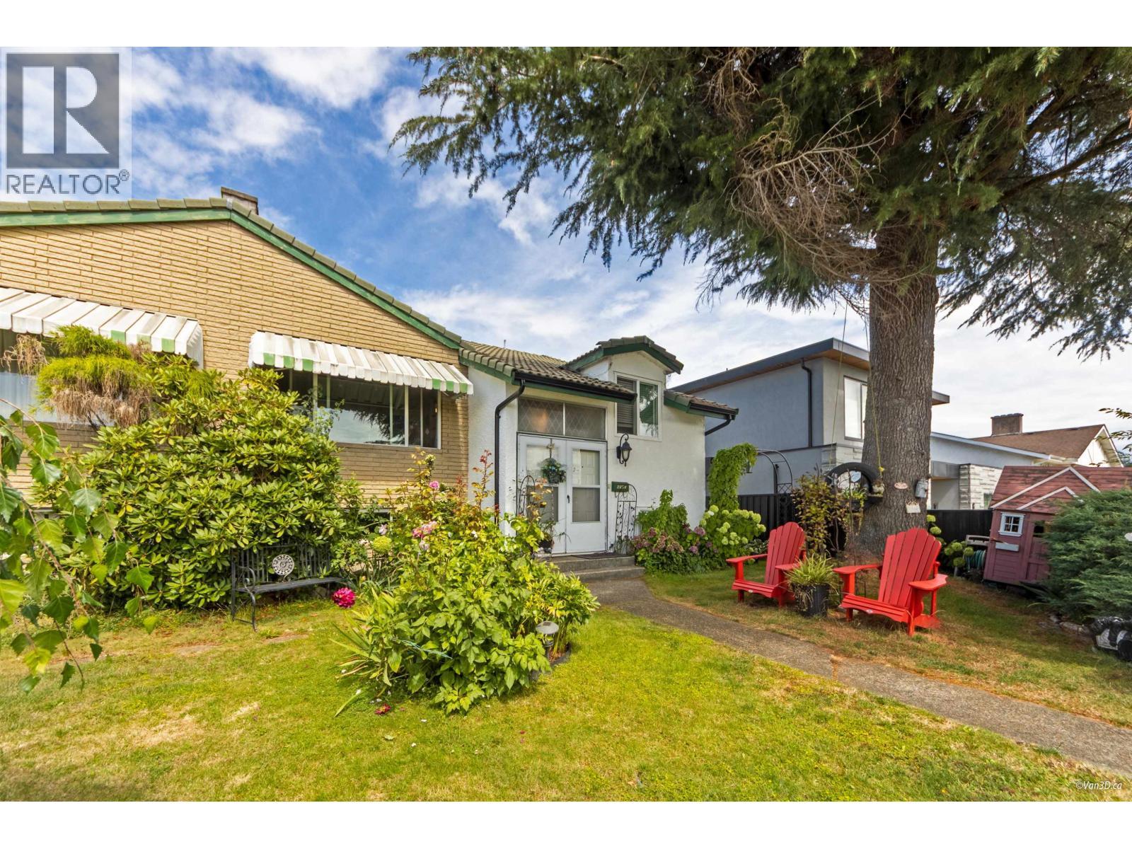 6593 LOCHDALE STREET