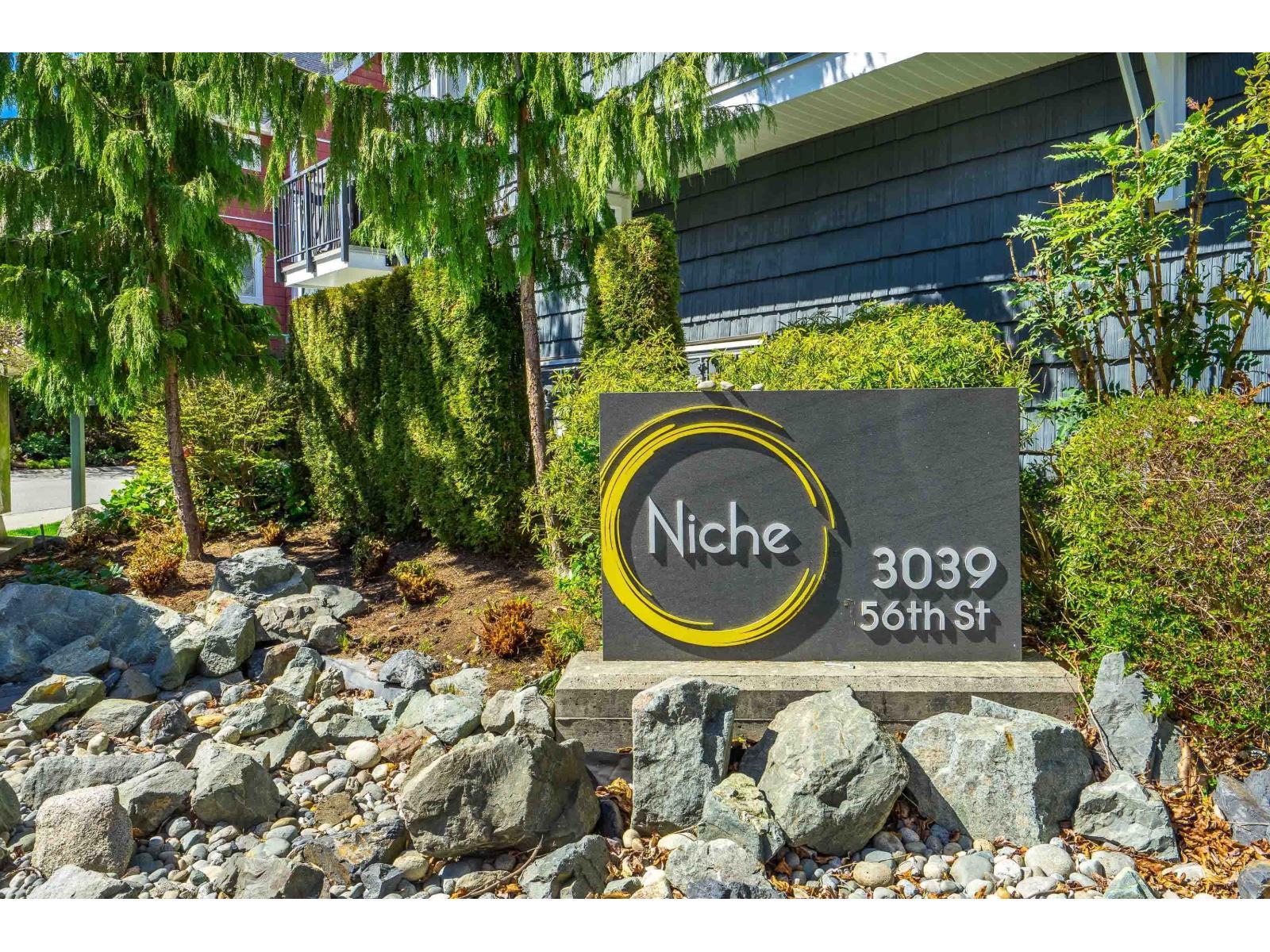 61 3039 156TH STREET