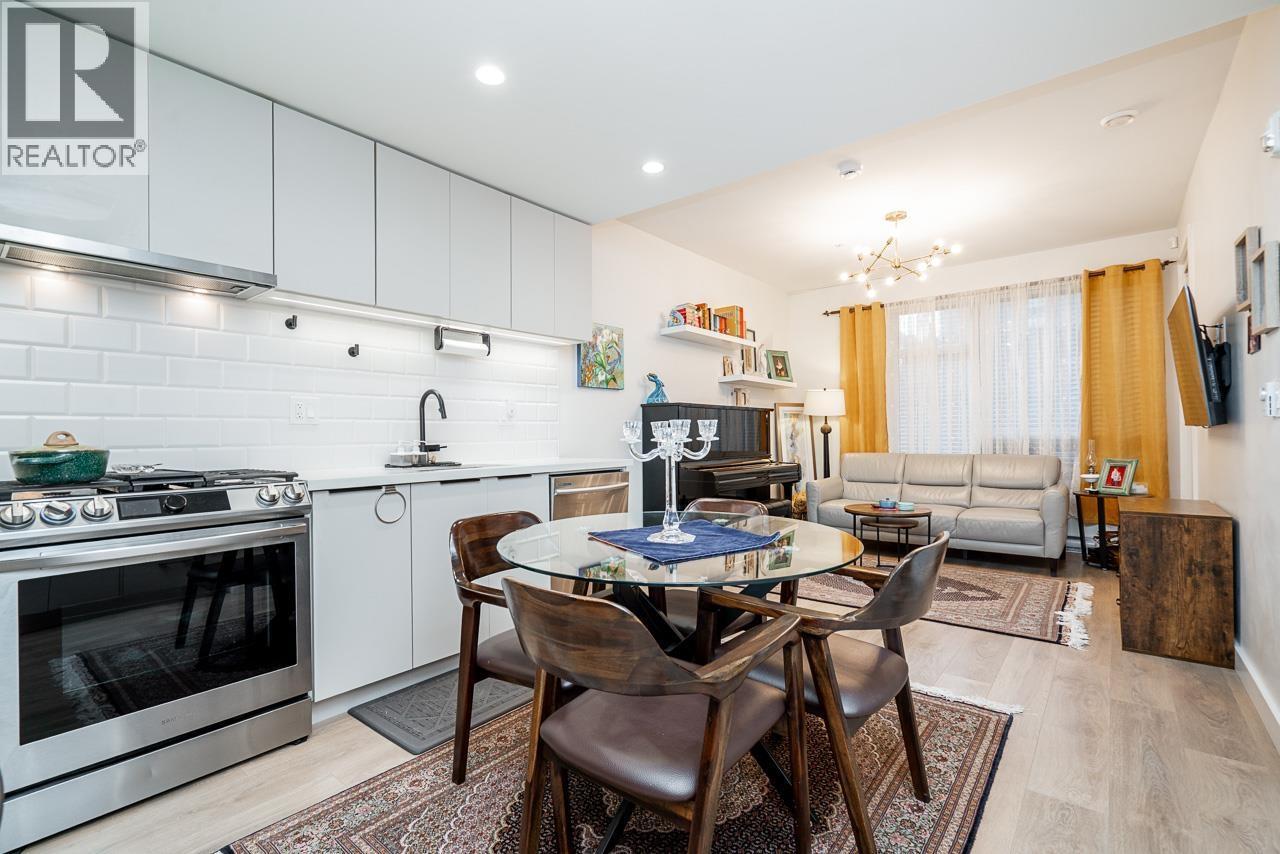 112 3038 ST. GEORGE STREET STREET