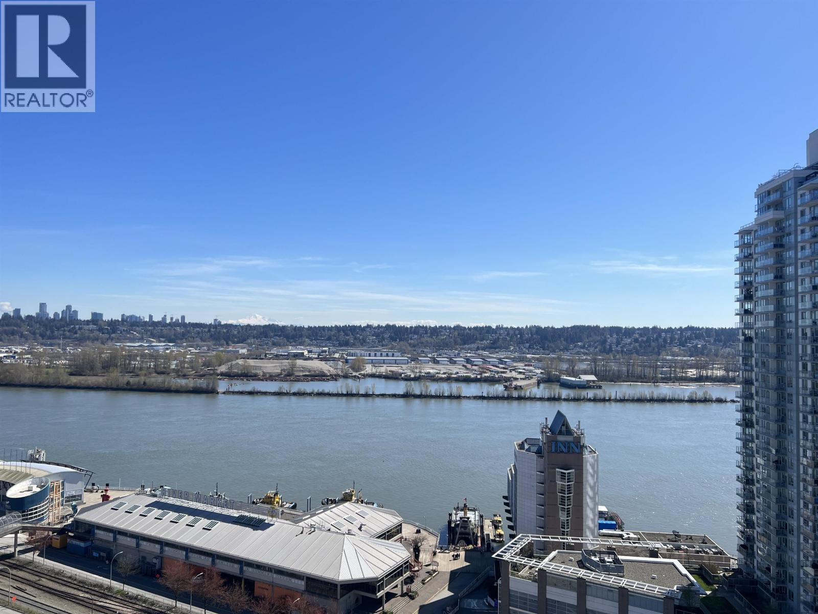 2602 892 CARNARVON STREET