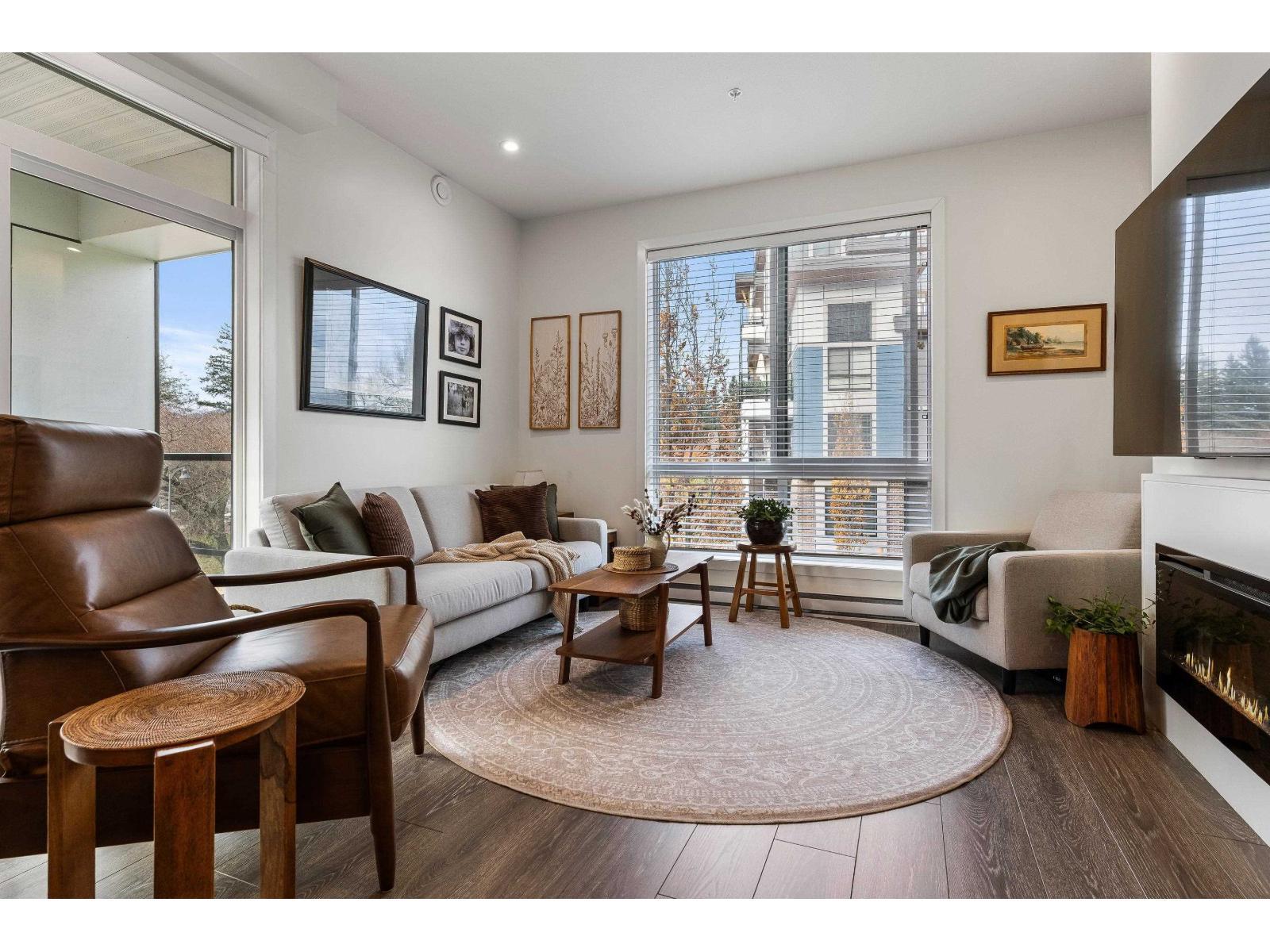 311 45510 MARKET WAY, Garrison Crossing