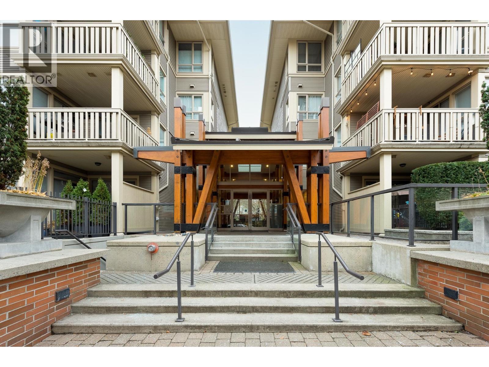 419 801 KLAHANIE DRIVE