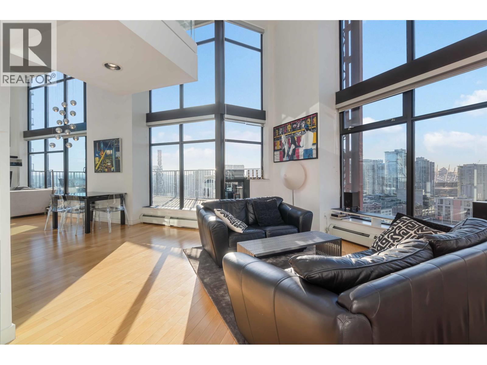 2306 128 W CORDOVA STREET