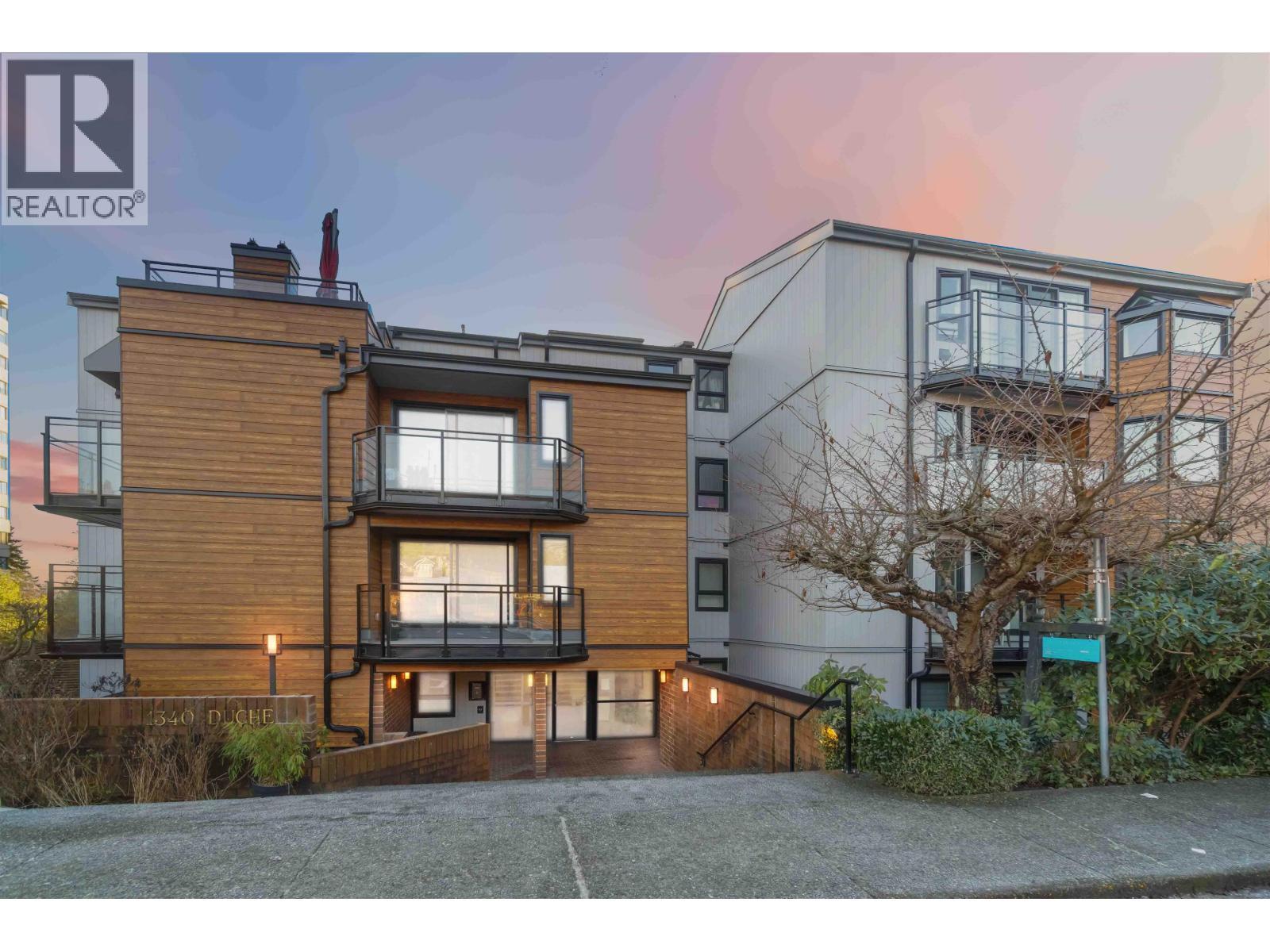 206 1340 DUCHESS AVENUE