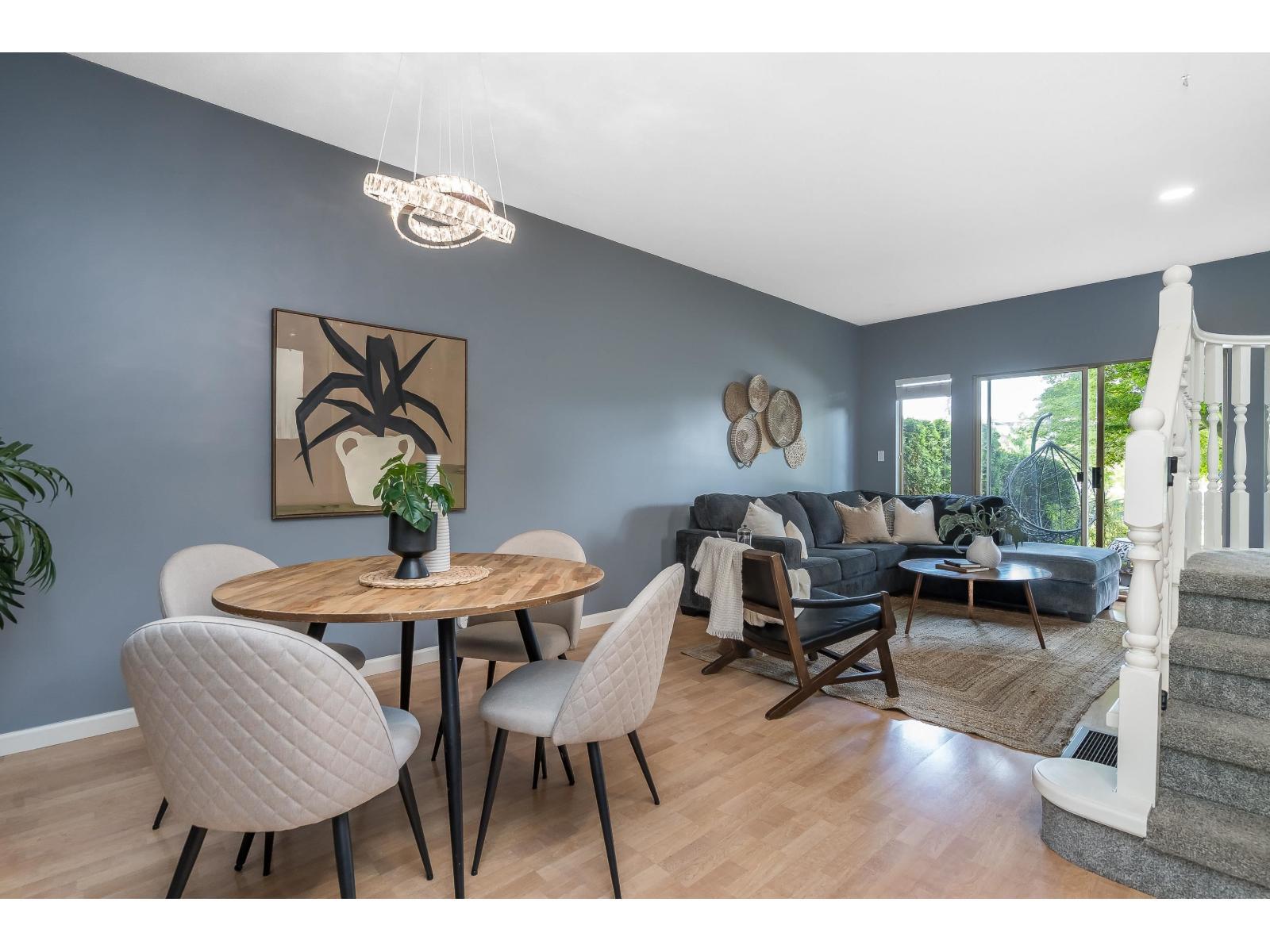 15411 RUSSELL AVENUE