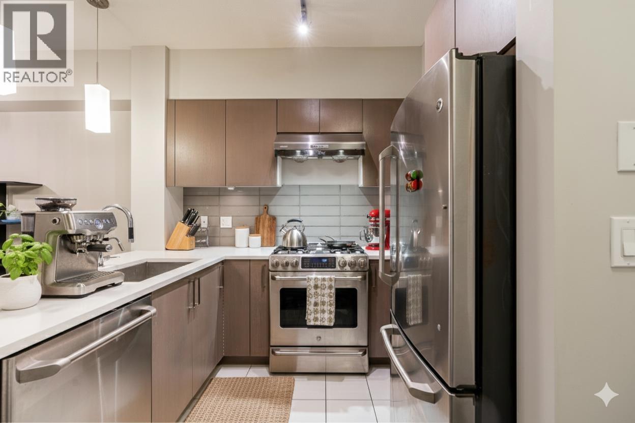 703 10033 RIVER DRIVE