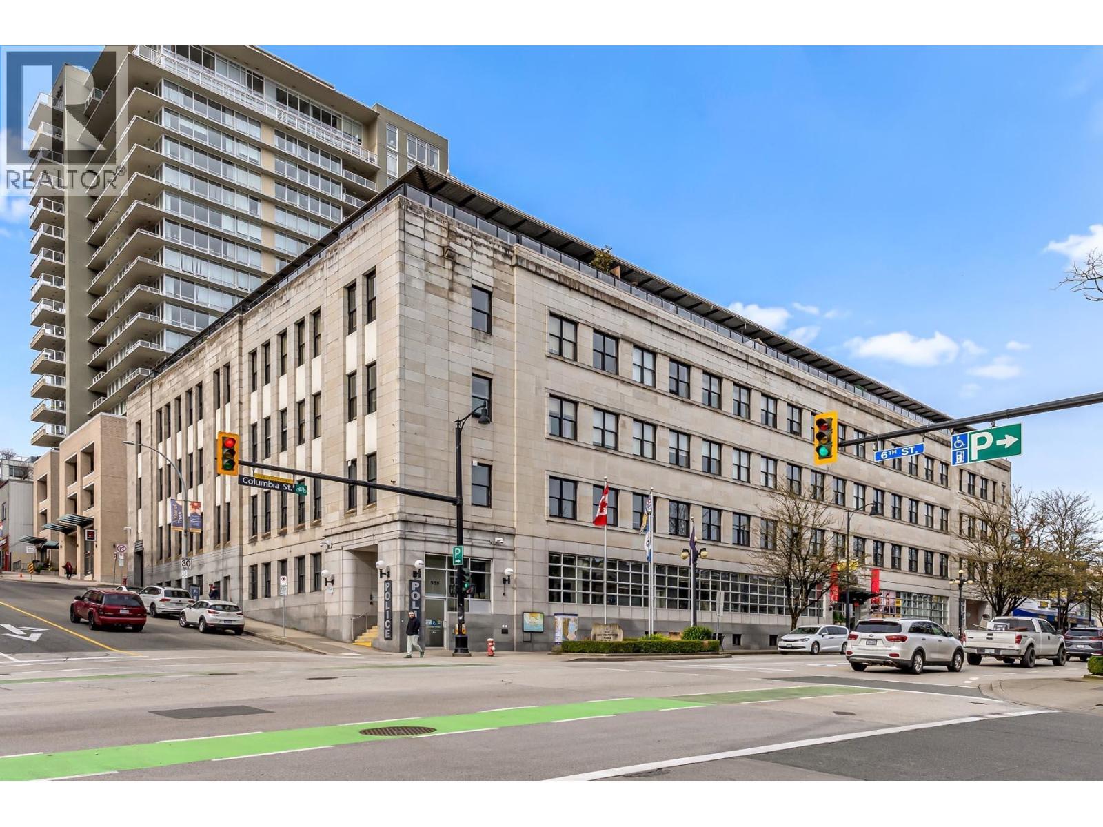 404 549 COLUMBIA STREET