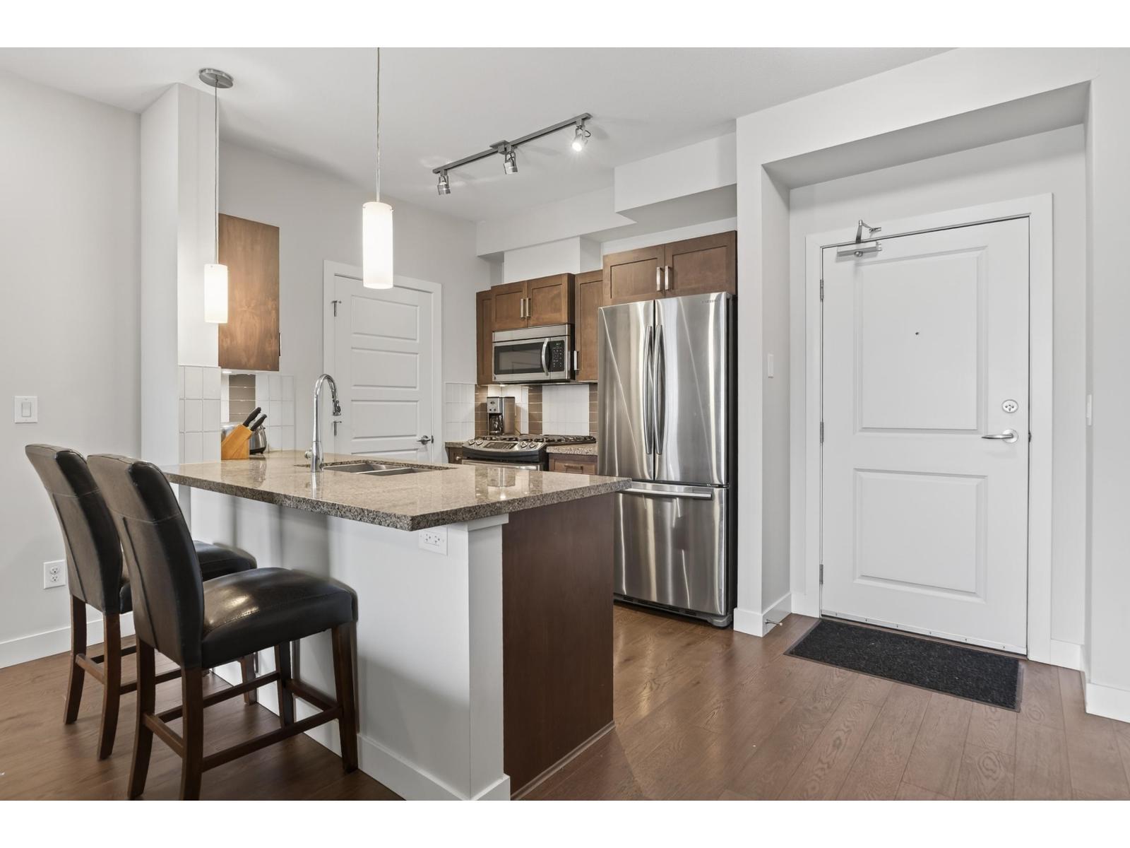 216 20068 FRASER HIGHWAY