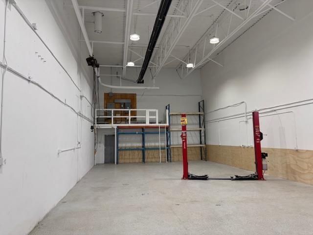 6 32851 LONDON AVENUE