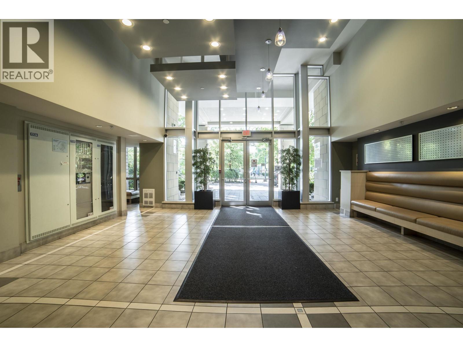 21F 3663 CROWLEY DRIVE