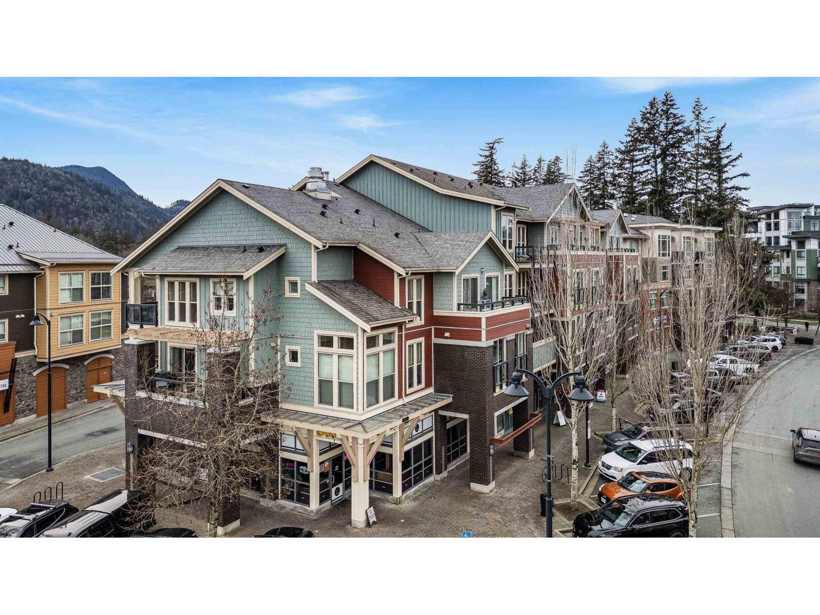 312 45530 MARKET WAY, Garrison Crossing