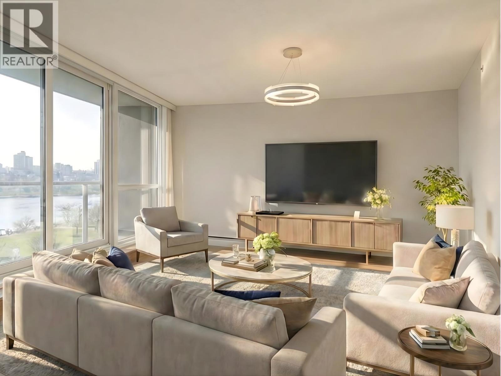 1102 1318 HOMER STREET